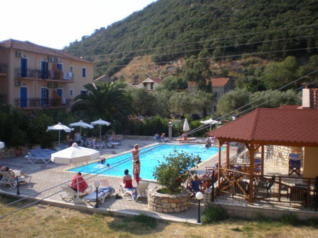 Hotel Nostos Frikes Exterior foto