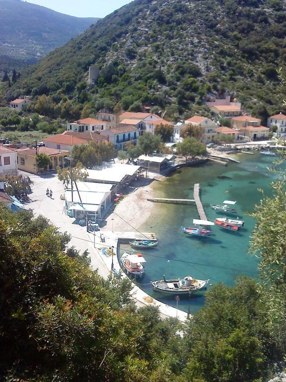 Hotel Nostos Frikes Exterior foto