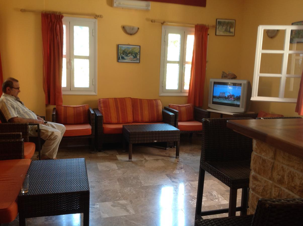 Hotel Nostos Frikes Exterior foto
